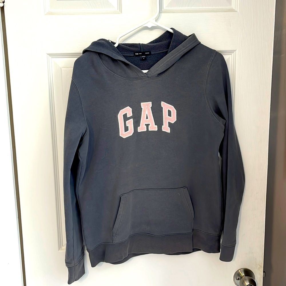 3 for 30! Gap hoodie